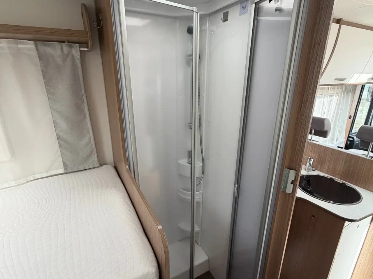 Billede 11 - Carado I447 2,2 JTD Edition 15