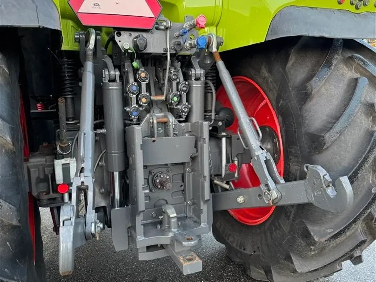 Billede 15 - CLAAS ARION 640 CEBIS KUN 4400 TIMER OG FULD AFFJEDRING!