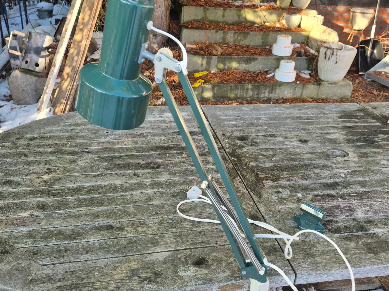 Billede 2 - To forskellige, men matchende grønne væglamper