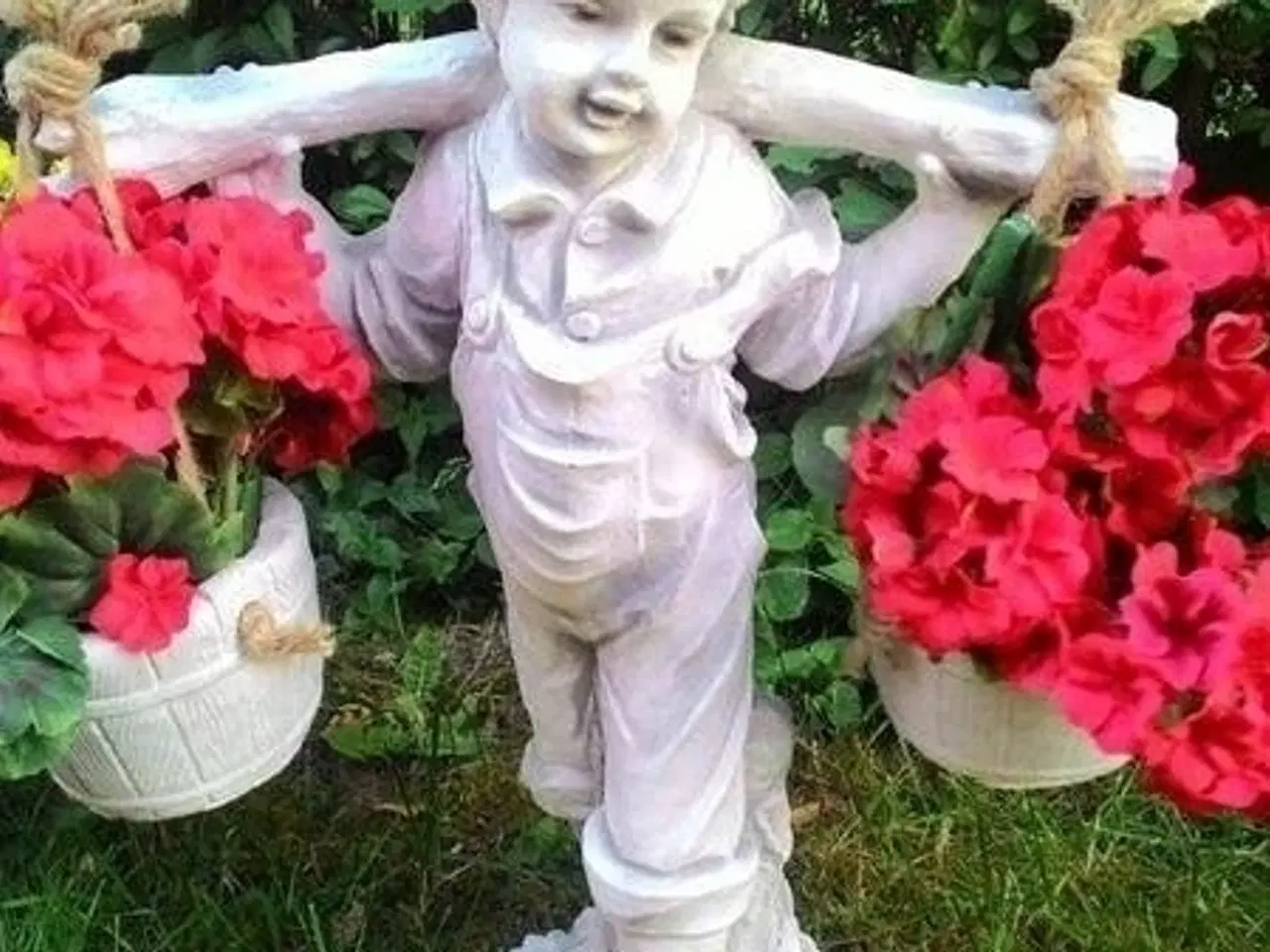 Billede 14 - Havefigur - Børnefigurer - frostsikker beton 