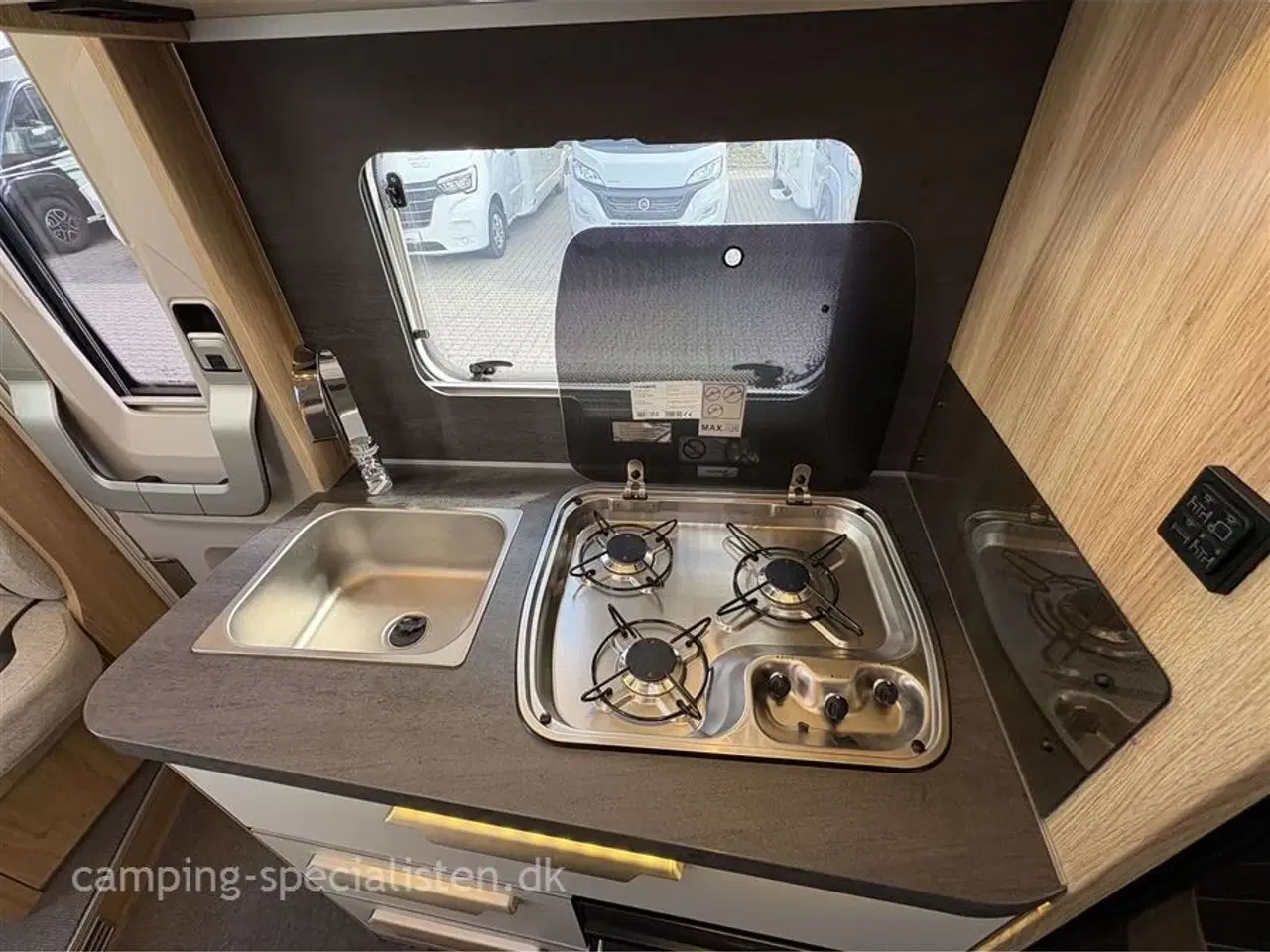 Billede 10 - 2023 - Knaus Sky TI 650 MEG Platinum Selection   Knaus Sky Ti 650 MEG Platinum Selection 2023 - Se den nu hos Camping-Specialisten.dk