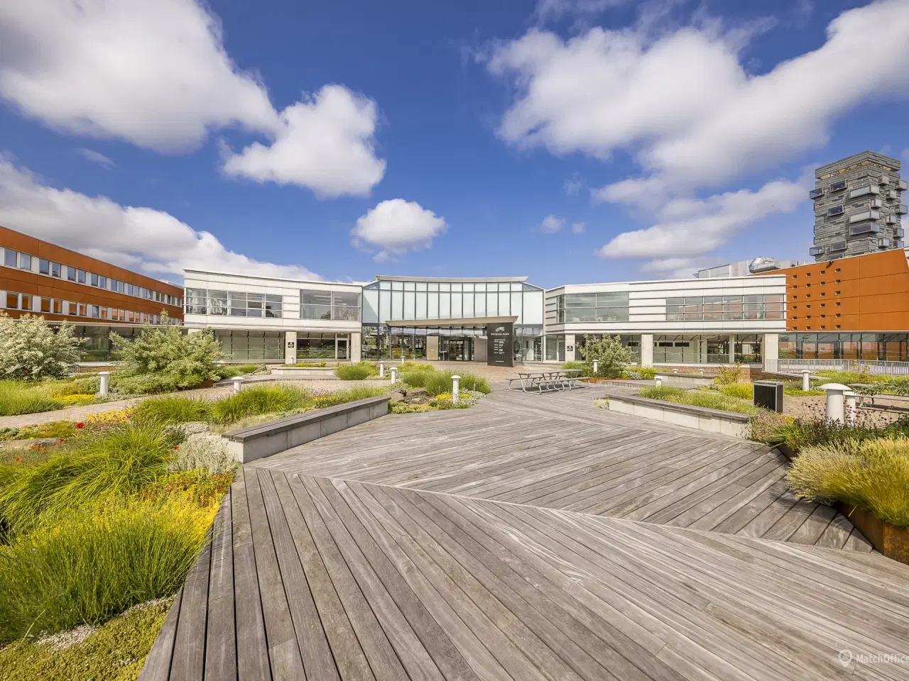 Billede 2 - TIETGENS HAVE – kontor i New Nordic stil