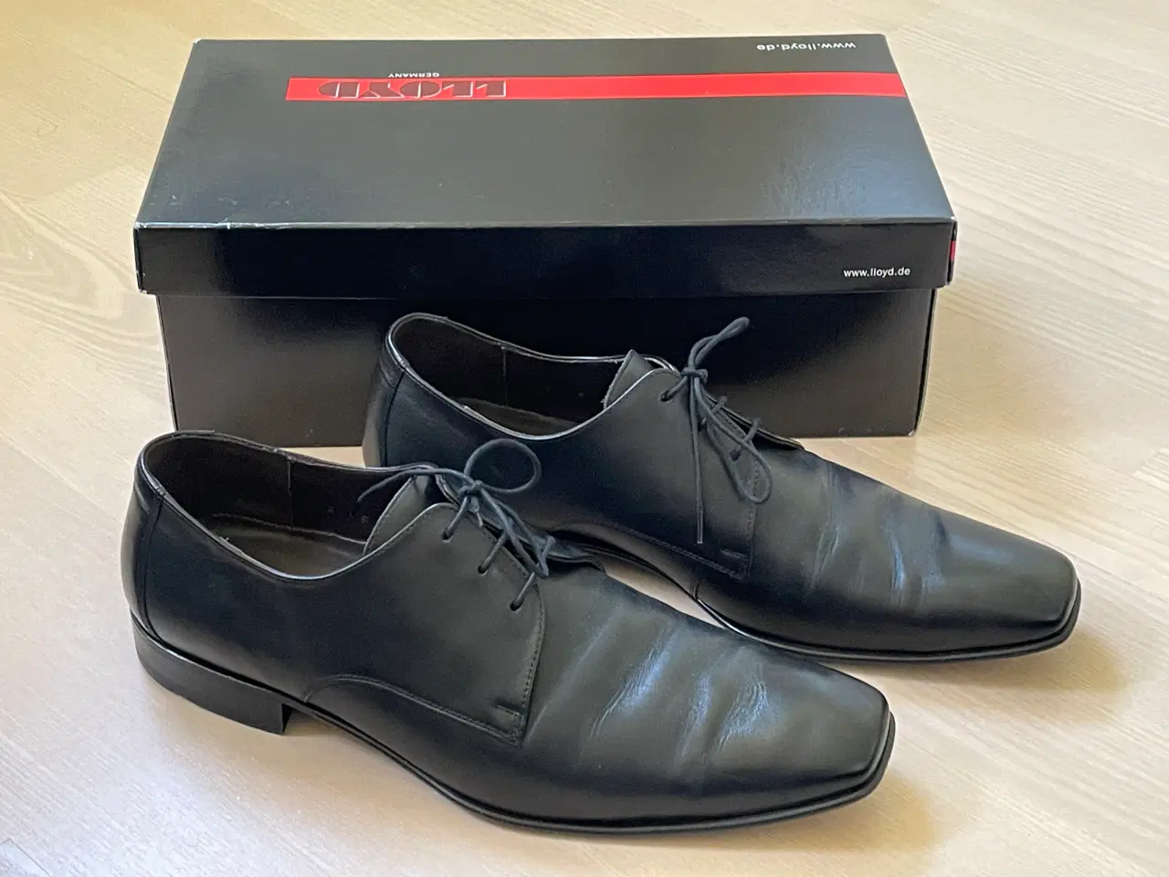 Billede 4 - Sort LLOYD Herresko str. 43 model Point