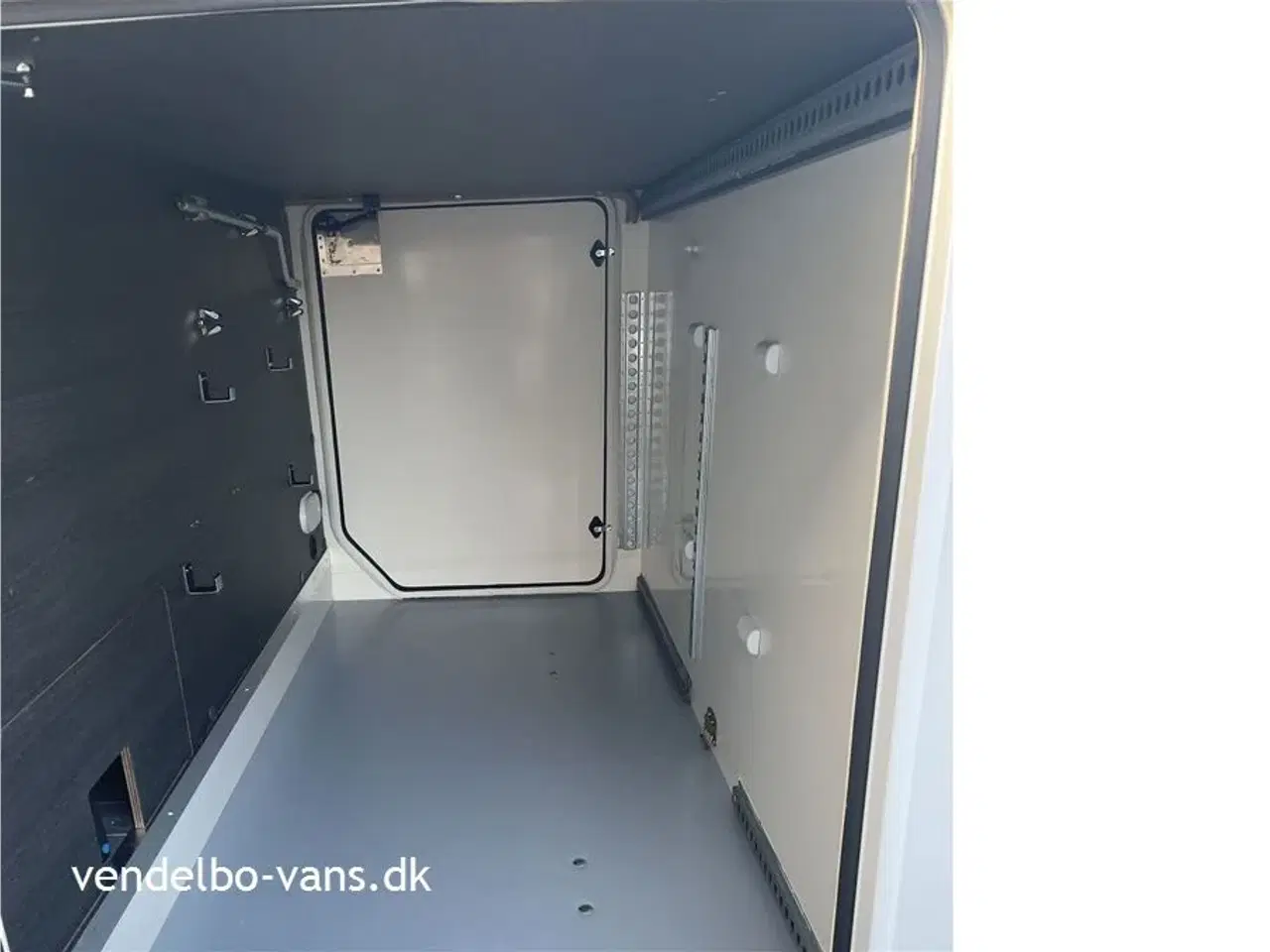 Billede 17 - 2023 - Rollerteam Kronos 284TL Comfort Power Selekt   Enkeltsenge og stor garage - masser af ekstra udstyr