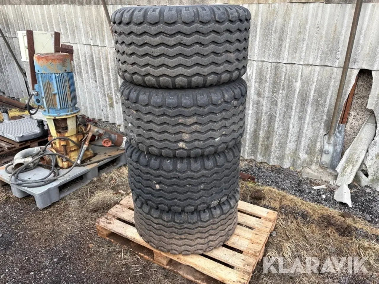 Billede 1 - Dæk BKT Implement-AW705 4 styk.