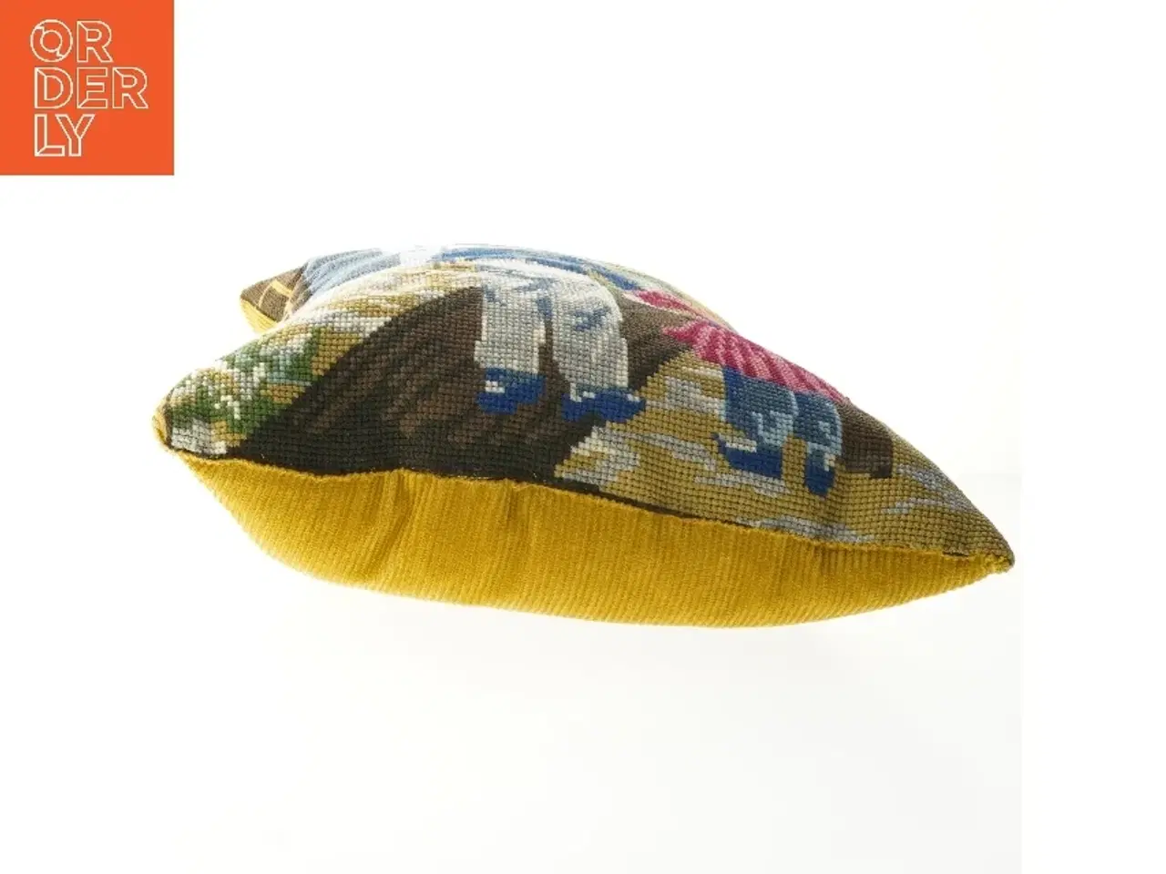 Billede 3 - Dekorativ pude med motiv (str. 44x34 cm)