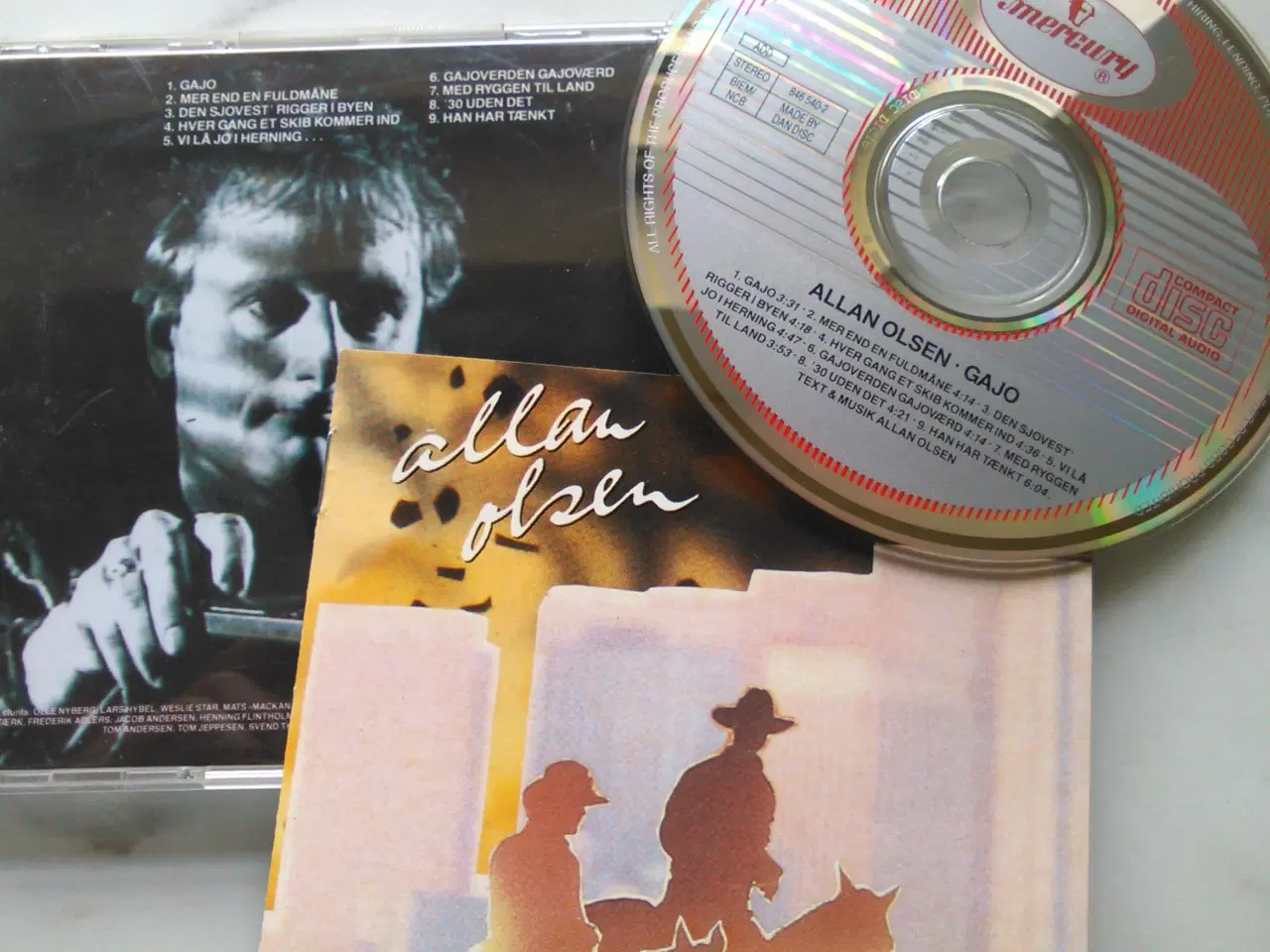 Billede 6 - ALLAN OLSEN: 5 titler – Stk. 25 kr. - Alle 75 kr.