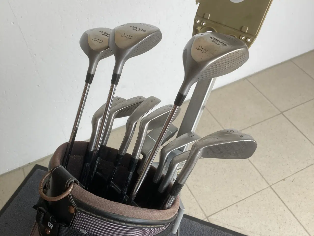 Billede 2 - Golfsæt Vogn,Bag,Køller/Jern + putter