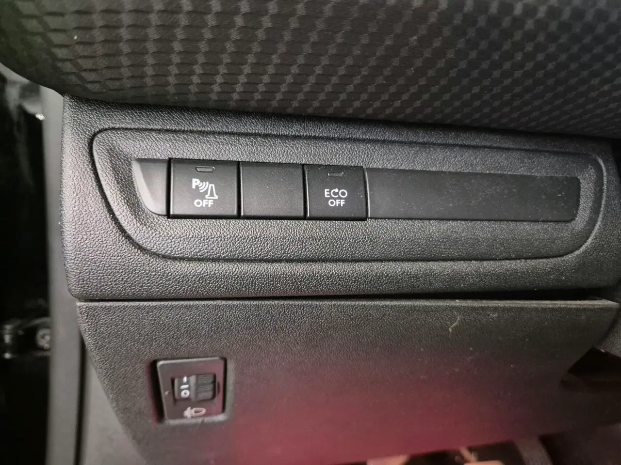 Billede 16 - Peugeot 2008 1,6 BlueHDi Desire Sky 100HK 5d