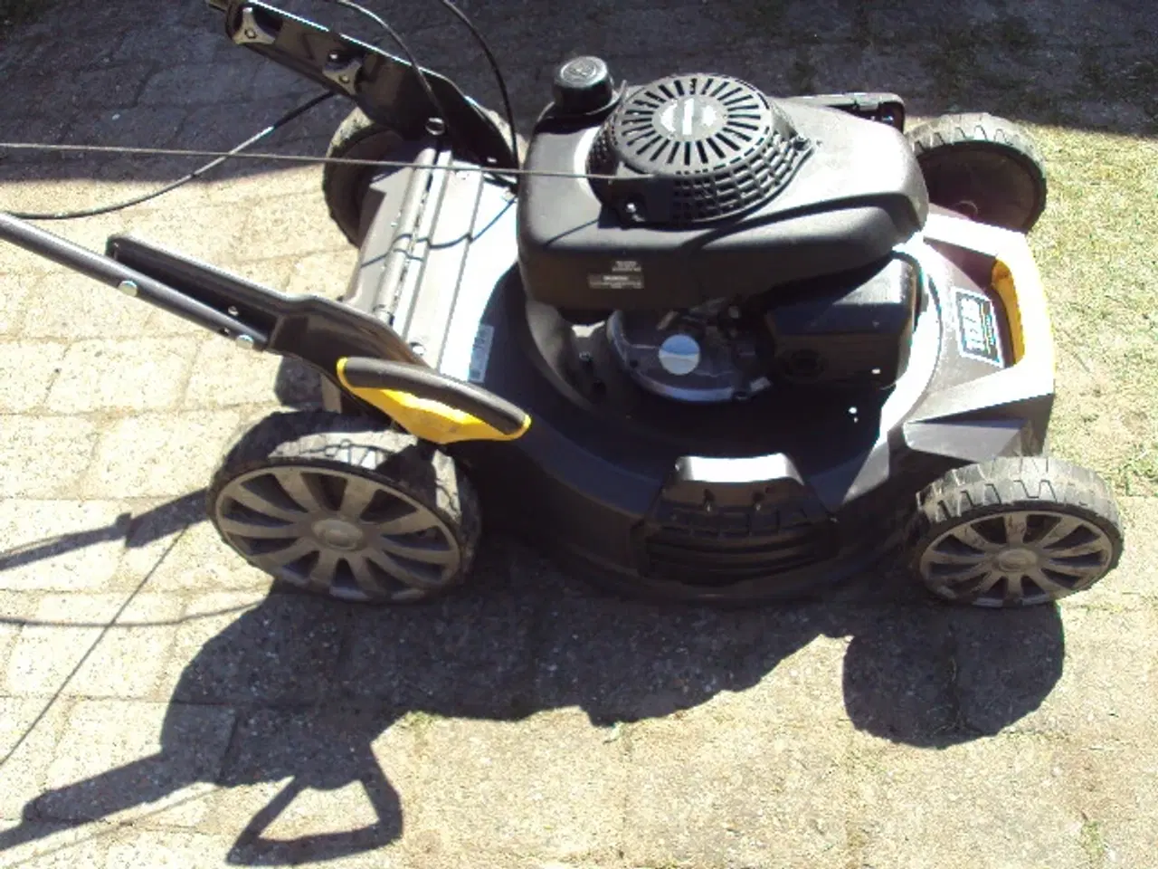 Billede 1 - plæneklipper