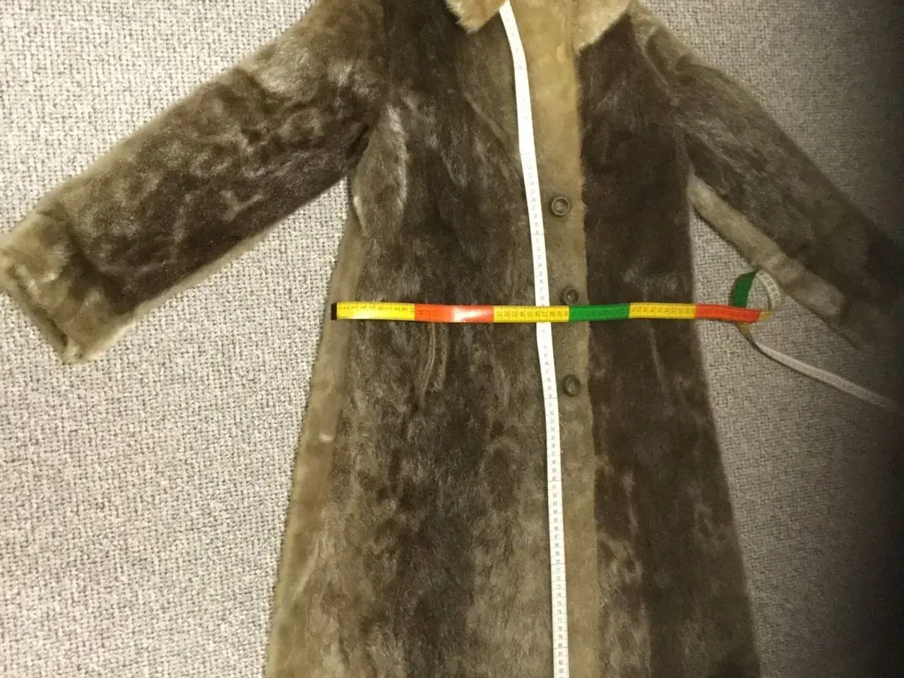 Billede 1 - Ægte sæl-pelsfrakke skræddersyet Vintage