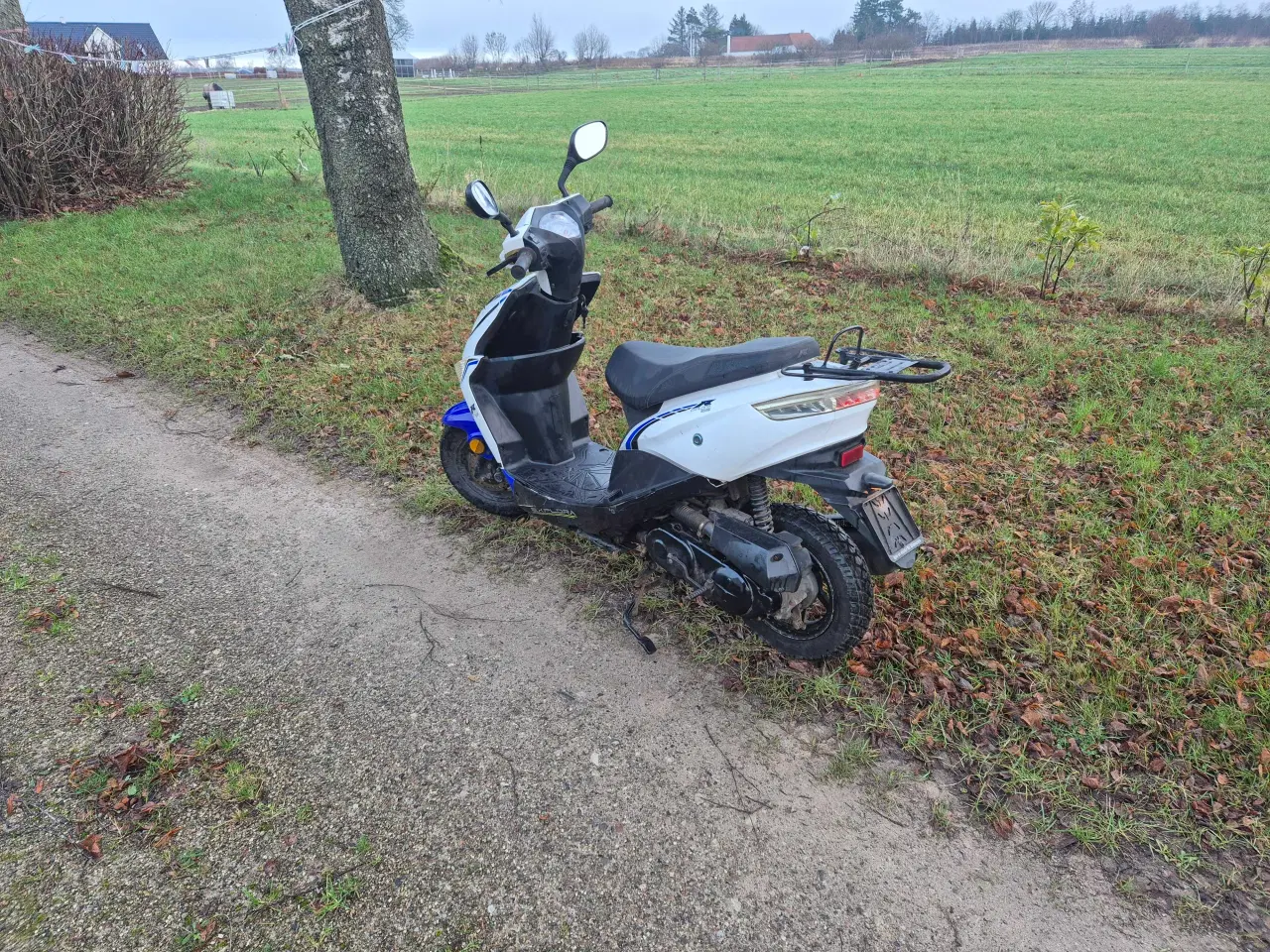 Billede 4 - Vga explora euro 4 30 scooter 