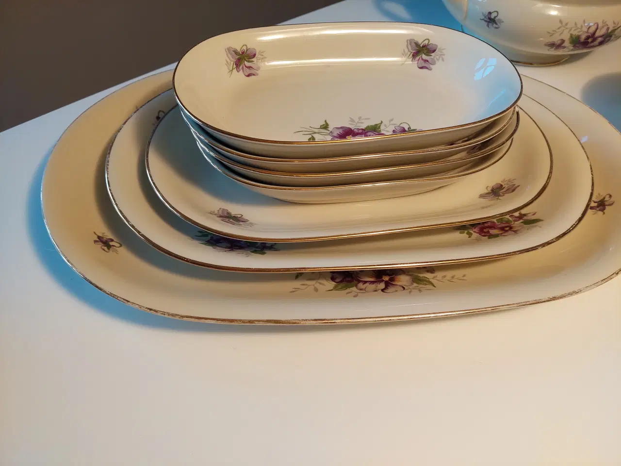 Billede 2 - Spisestel 12 pers københavn porcelæn