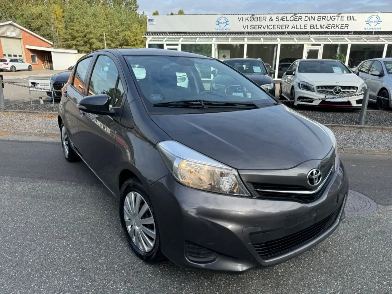 Billede 2 - Toyota Yaris 1,0 VVT-i T2 Touch