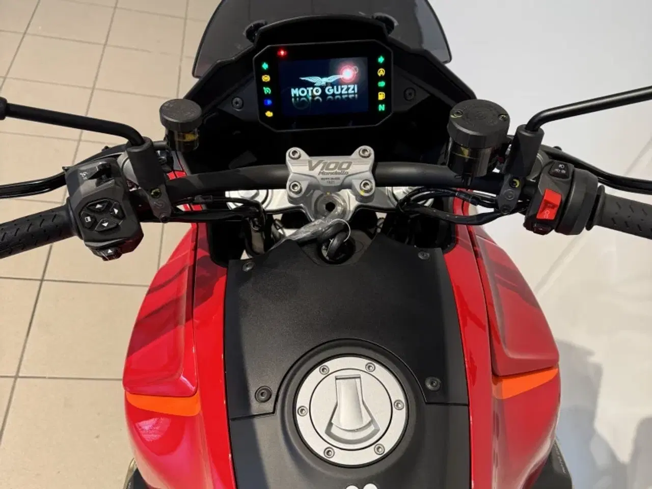 Billede 5 - Moto Guzzi V100 Mandello Aalborg MC