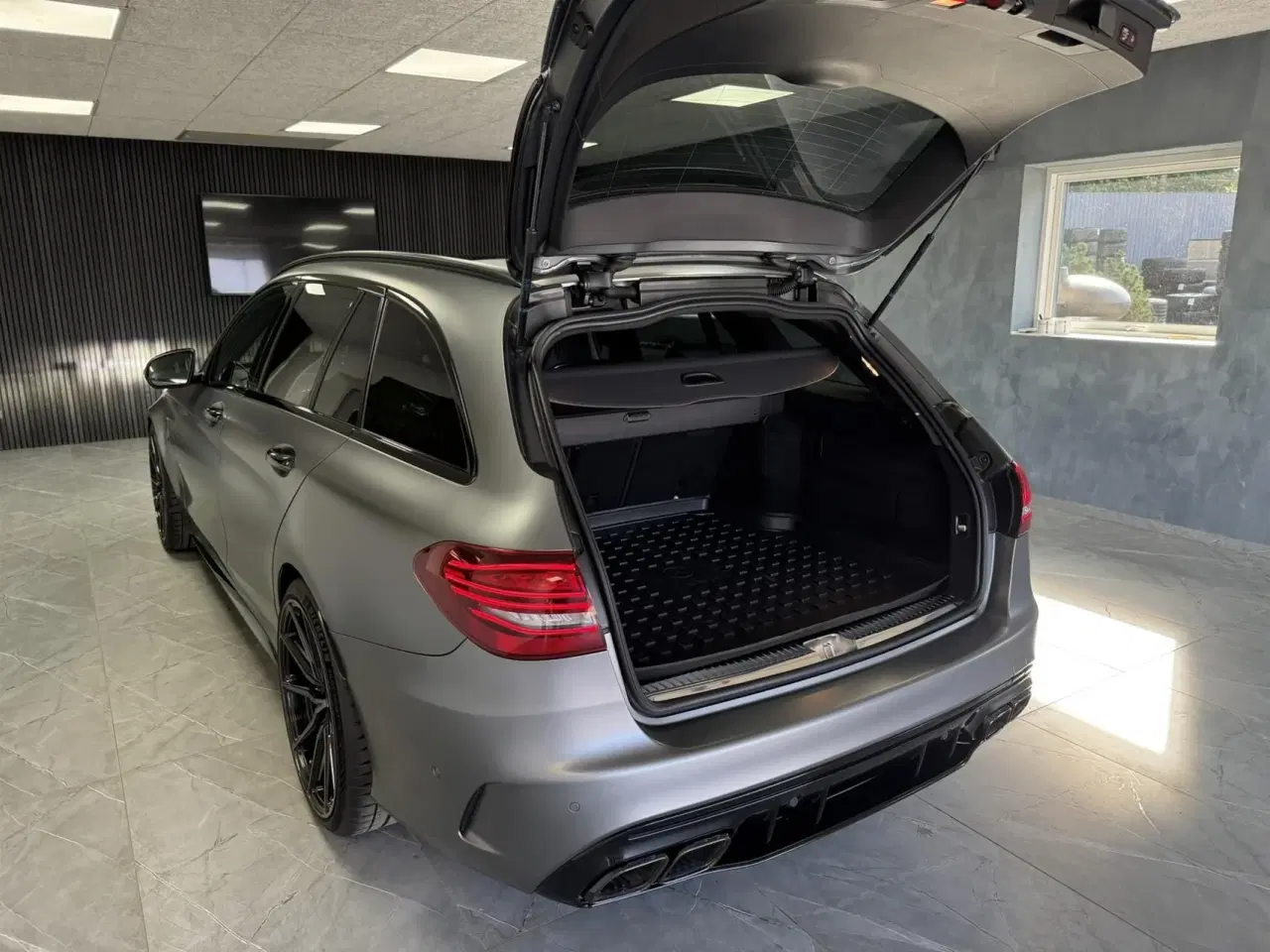 Billede 6 - Mercedes-Benz C63 AMG S T 4,0 V8 AMG Speedshift 510HK Stc Aut.