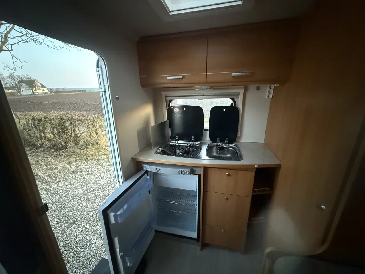 Billede 11 - 2014 Caravelair 460 m/Queens Bed