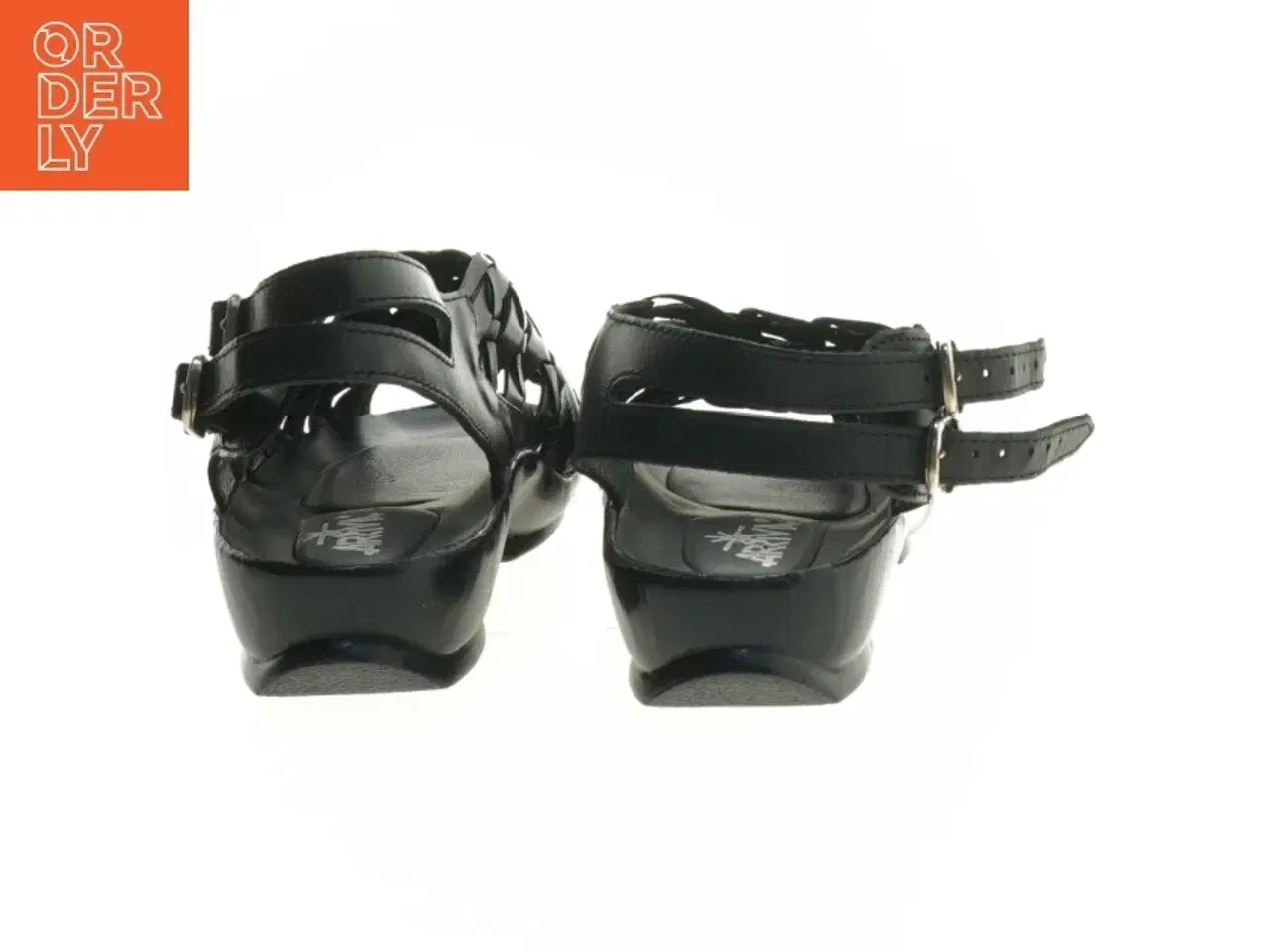 Billede 2 - Ubrugte Sorte flettede sandaler fra Arriva (str. 37 )