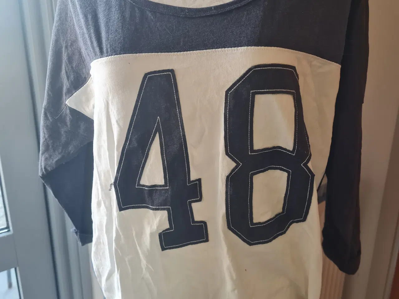 Billede 1 - Let bluse str M/L H&M 