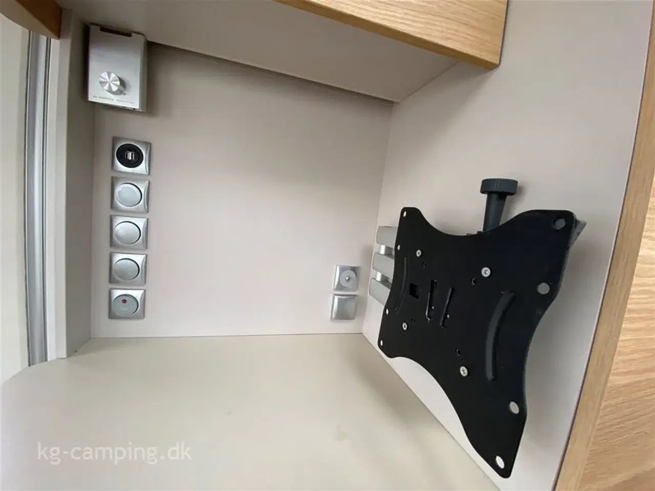 Billede 10 - 2021 - Adria Adora 522 UP Alde Centralvarme ALDE centralvarme, Truma XT mover, EL-ben, THULE markise, 200W solcelle anlæg, Aircon mm.