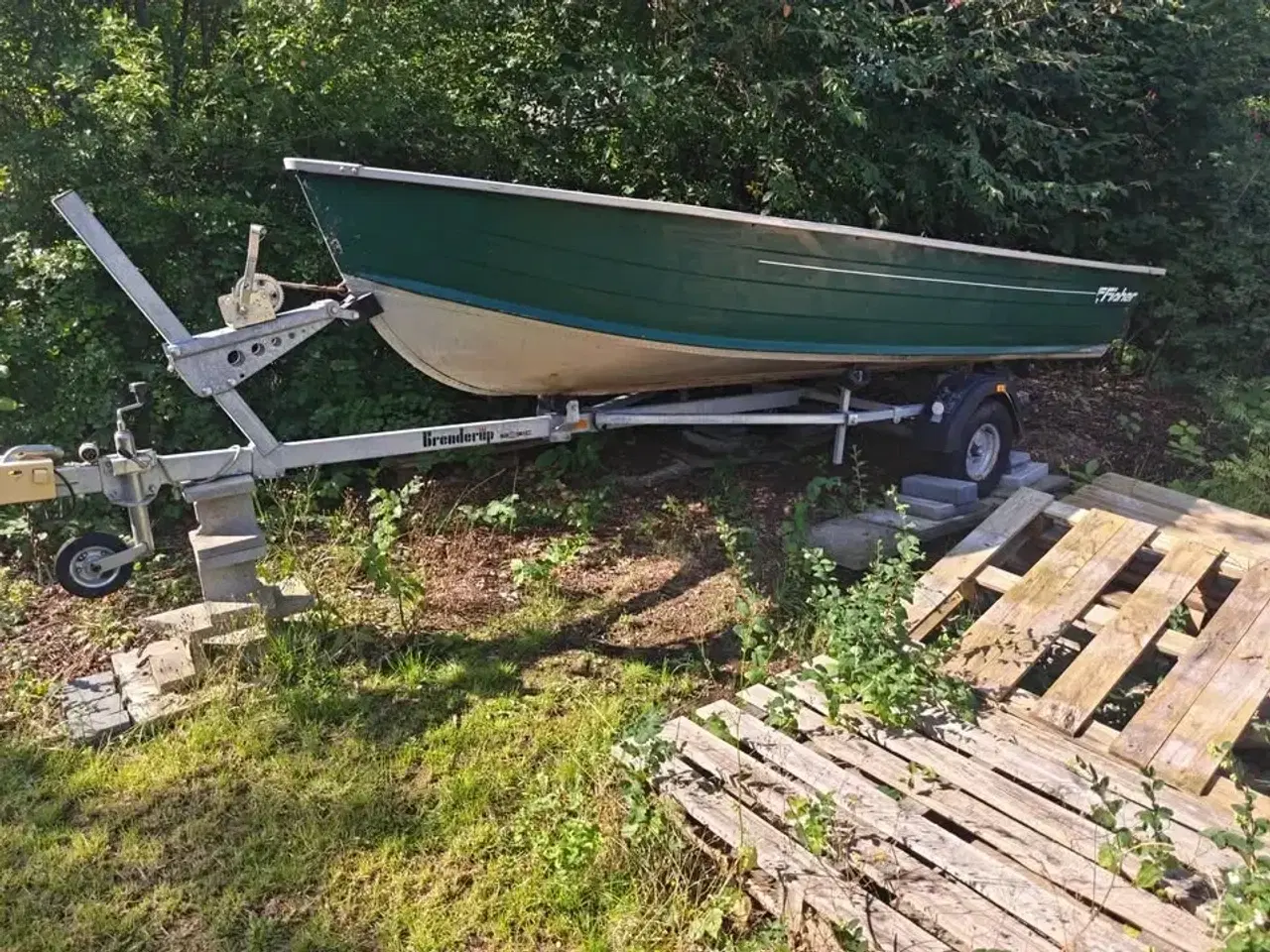 Billede 1 - Jolle til hele familien