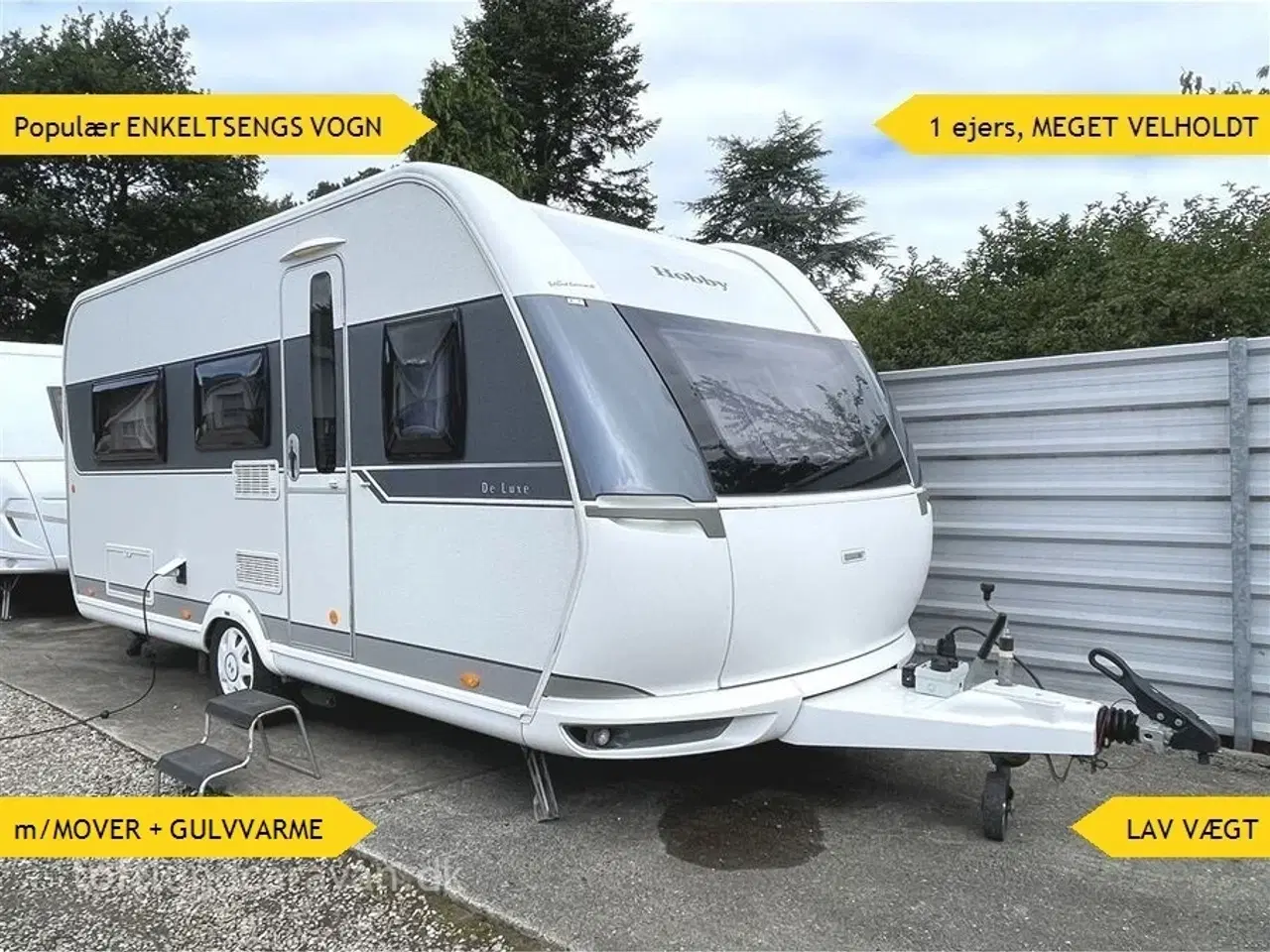 Billede 1 - 2016 - Hobby De Luxe 460 LU   1 EJERS, Populær enkeltsengs-vogn, LAV VÆGT, m/ MOVER+GULVVARME.