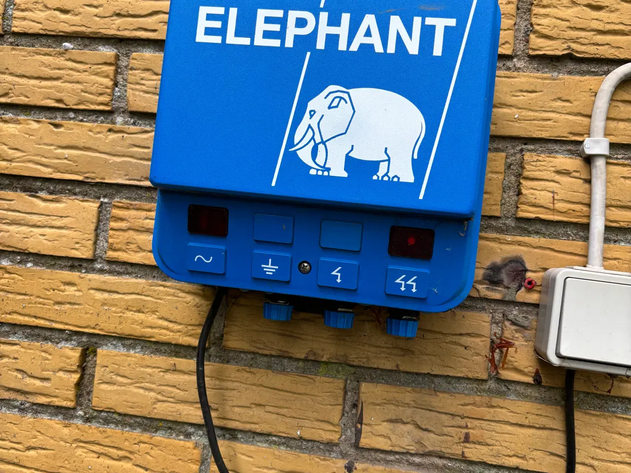 Billede 2 - Elektrisk elefant elefant hegn M40