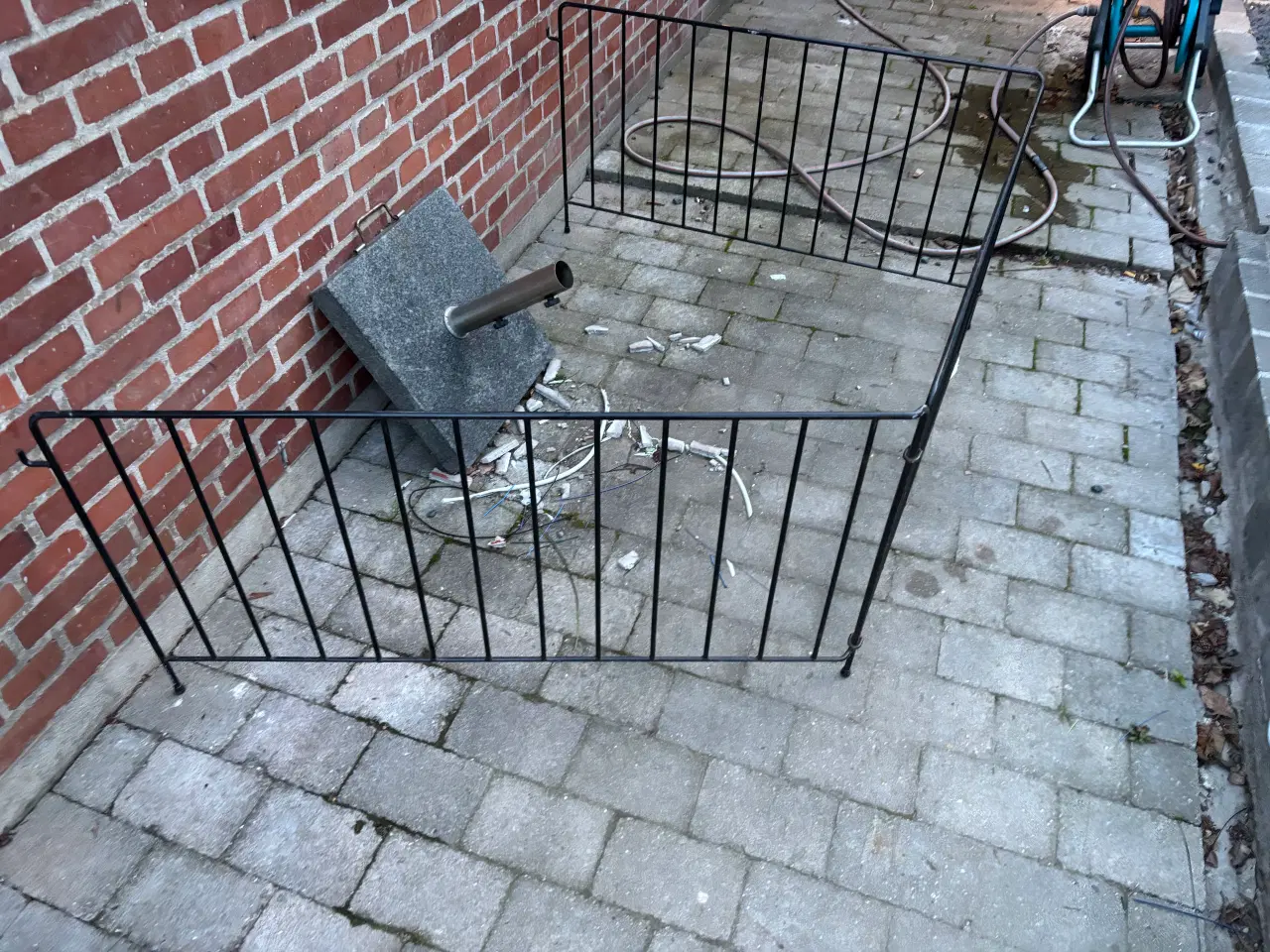 Billede 2 - Afskærmning til f.eks. brændeovn 