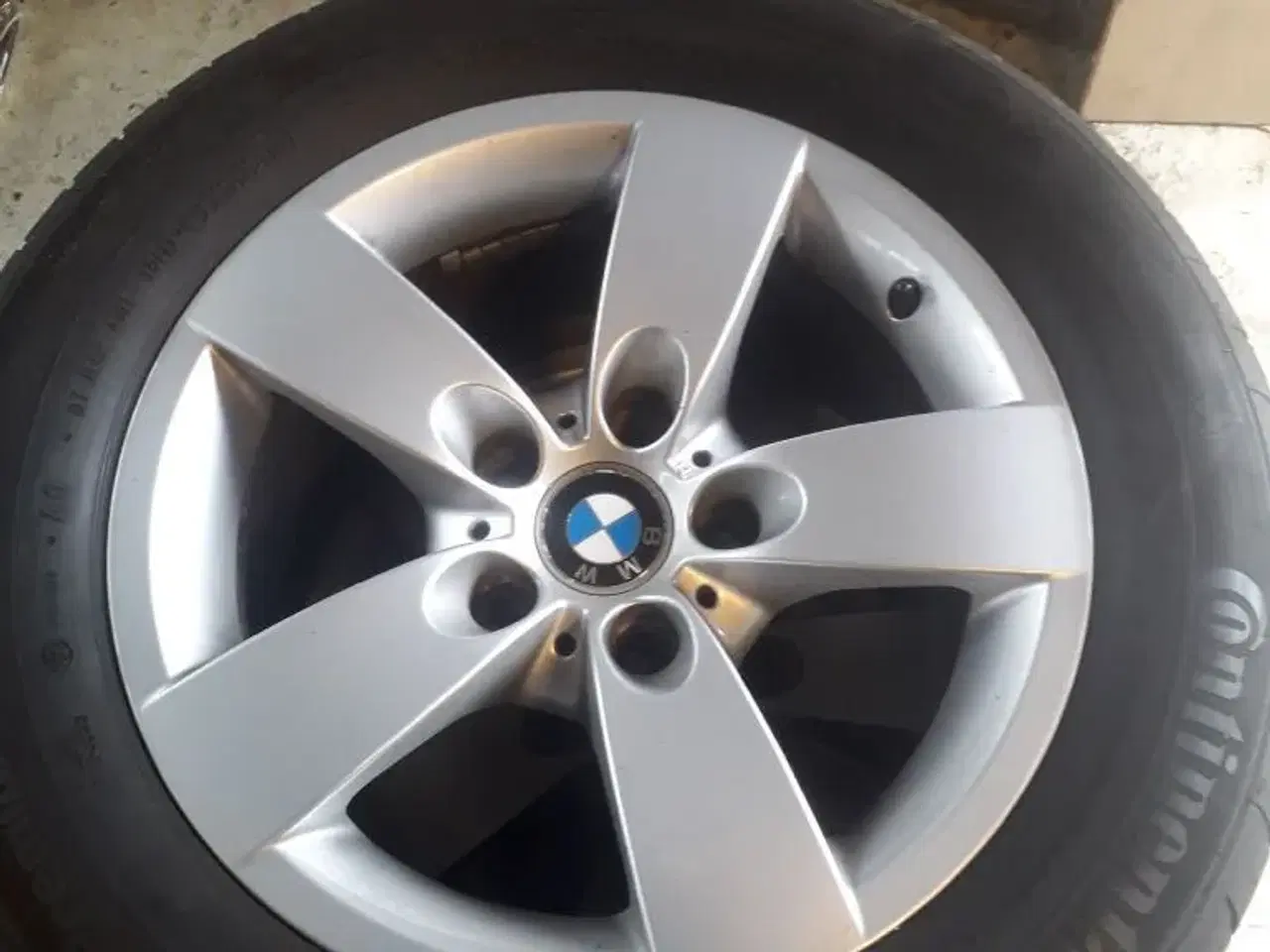 Billede 1 - BMW e60 e61 alu méd dæk