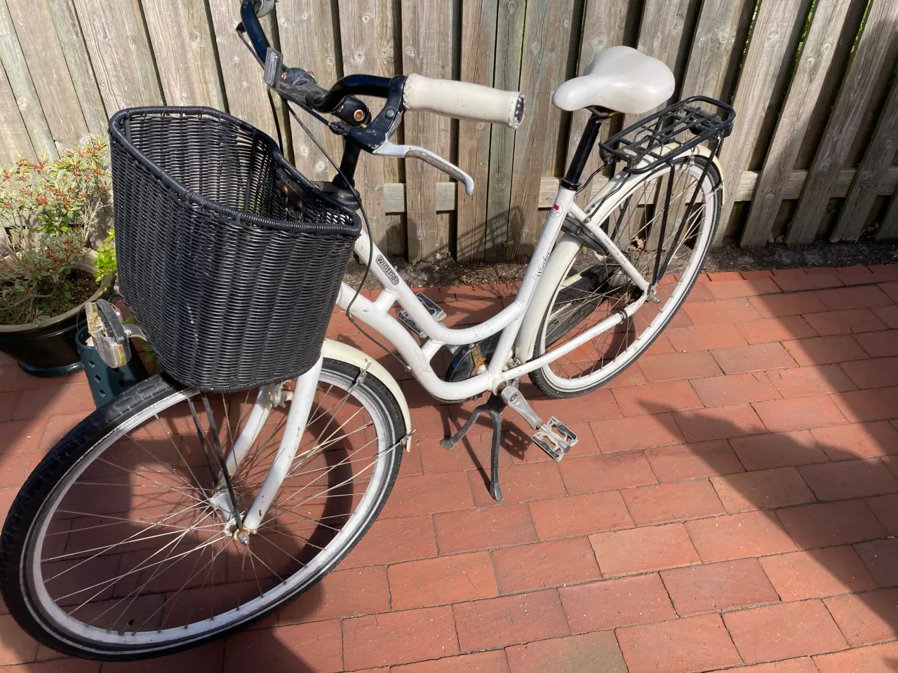 Billede 1 - Dame / pige cykel