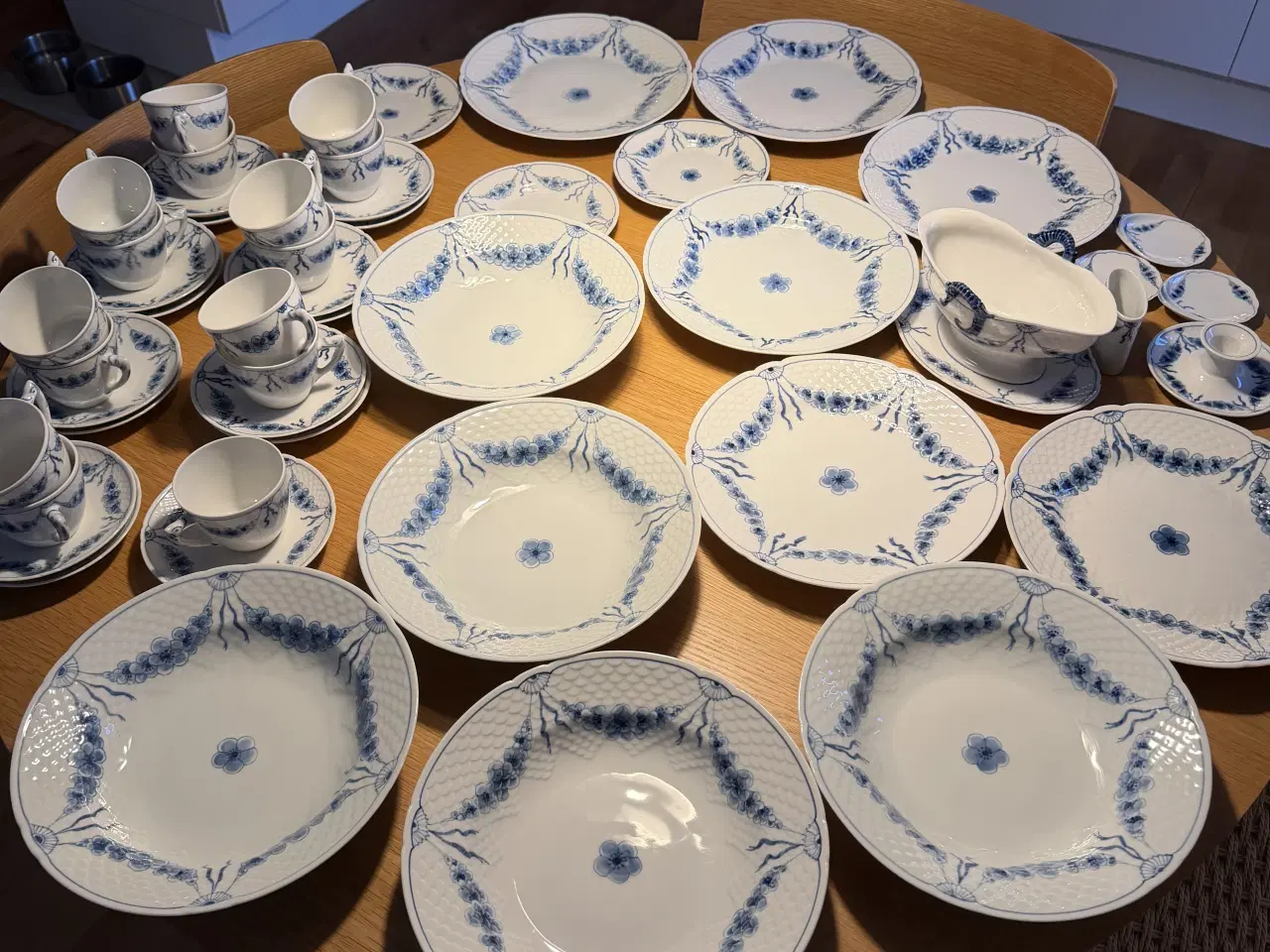 Billede 4 - Sælges billigt! Bing og Grøndahl empire