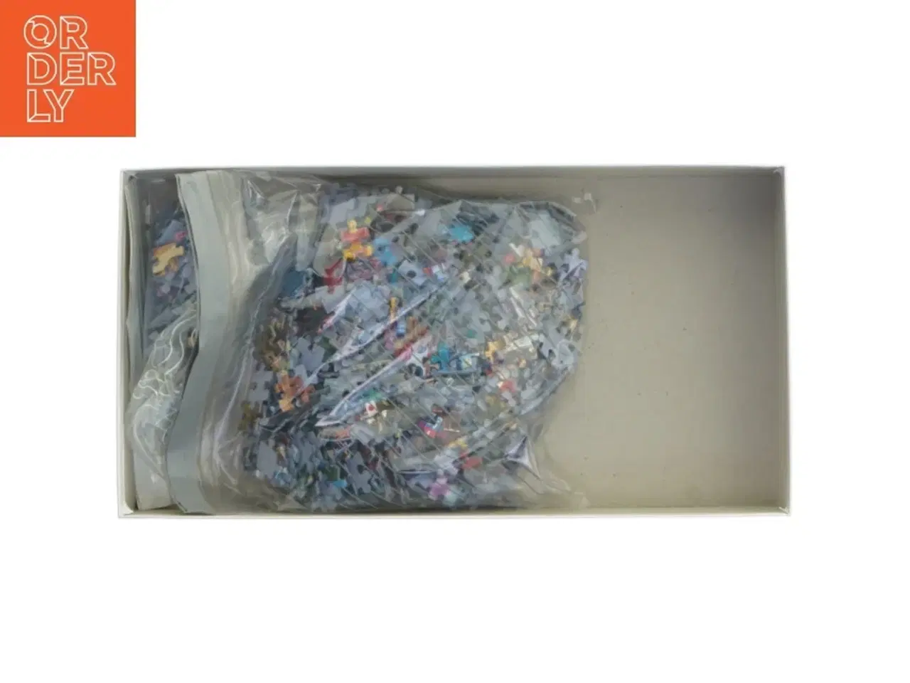 Billede 3 - Disney Pixar Cars Panorama Puslespil fra Clementoni (str. 1000 brikker)