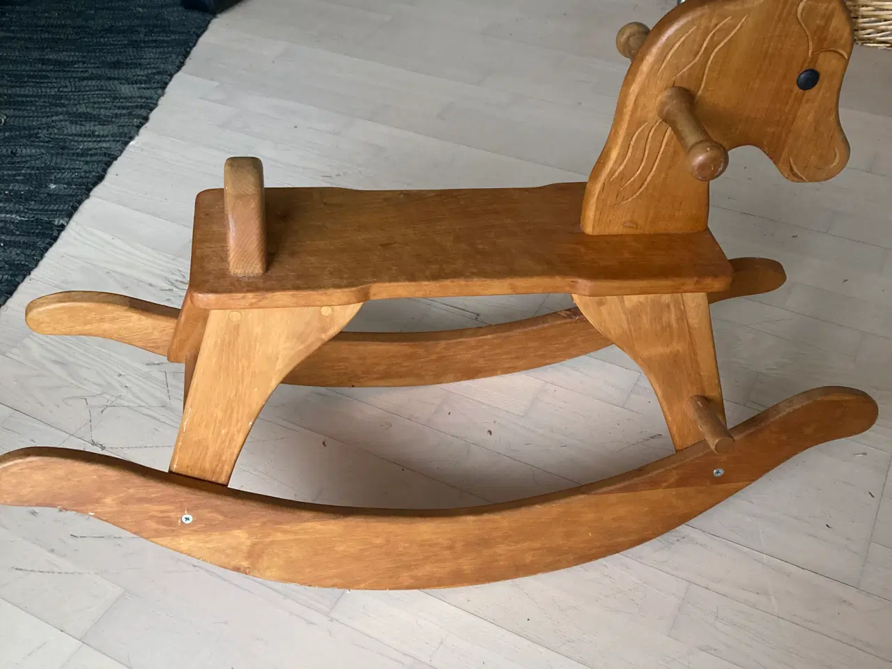 Billede 3 - Solid gyngehest, mrk. Holzformat