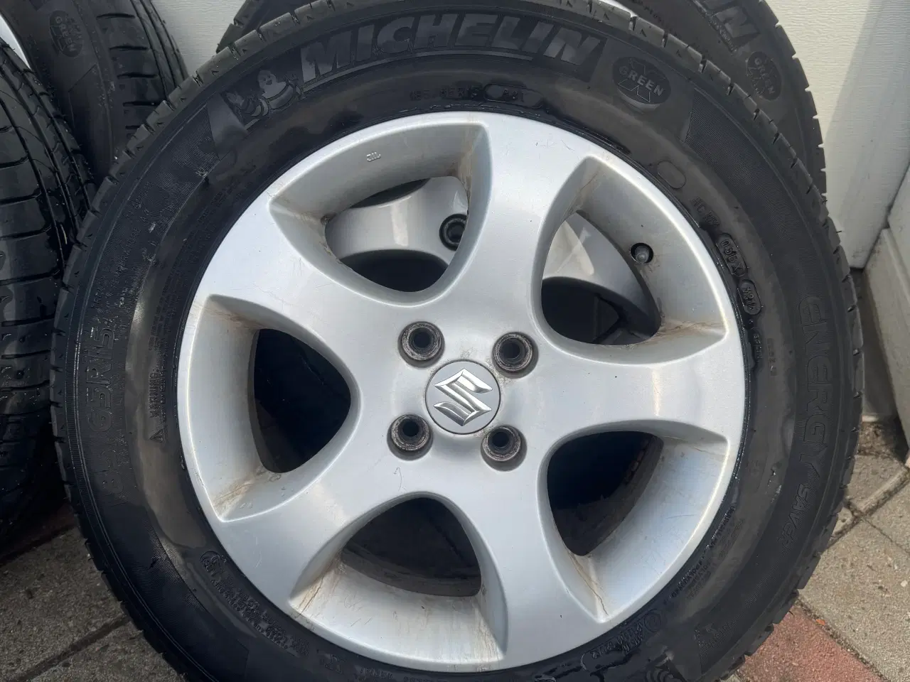 Billede 2 - Suzuki Swift alufælge sælges 