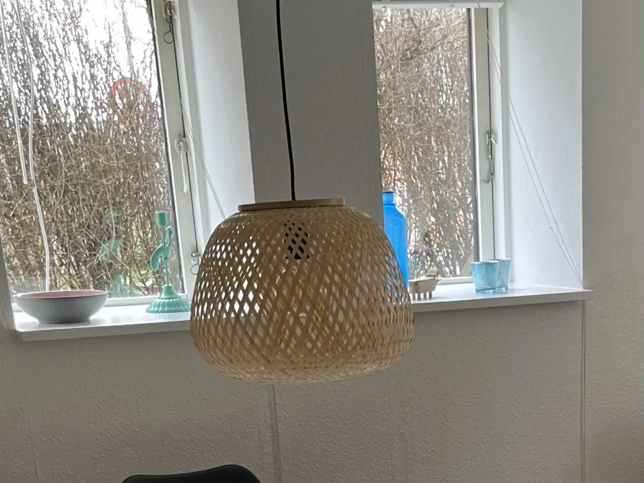 Billede 1 - Fin LoftLampe med pære 