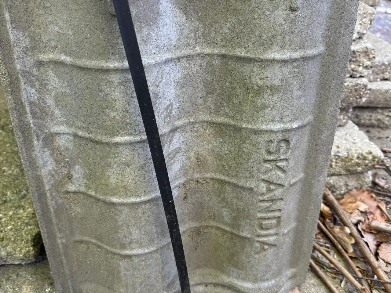Billede 4 - Beton tagsten (hentes gratis)