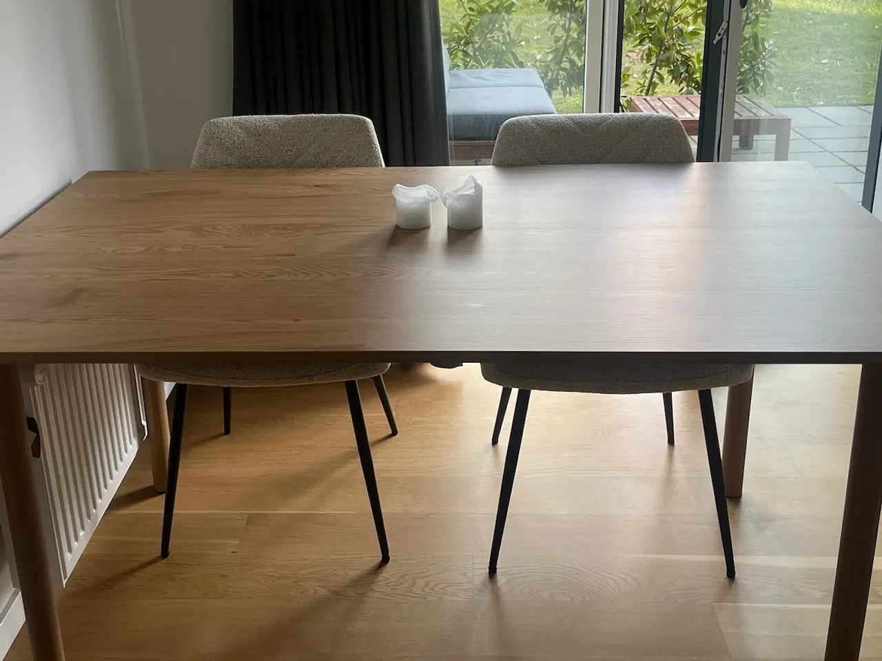 Billede 1 - Spisebord – ALSTED fra JYSK (90x160 cm) – som nyt