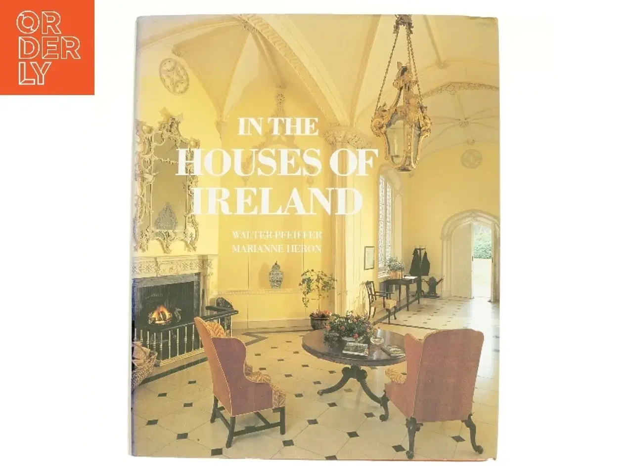 Billede 1 - In the Houses of Ireland af Marianne Heron (Bog)