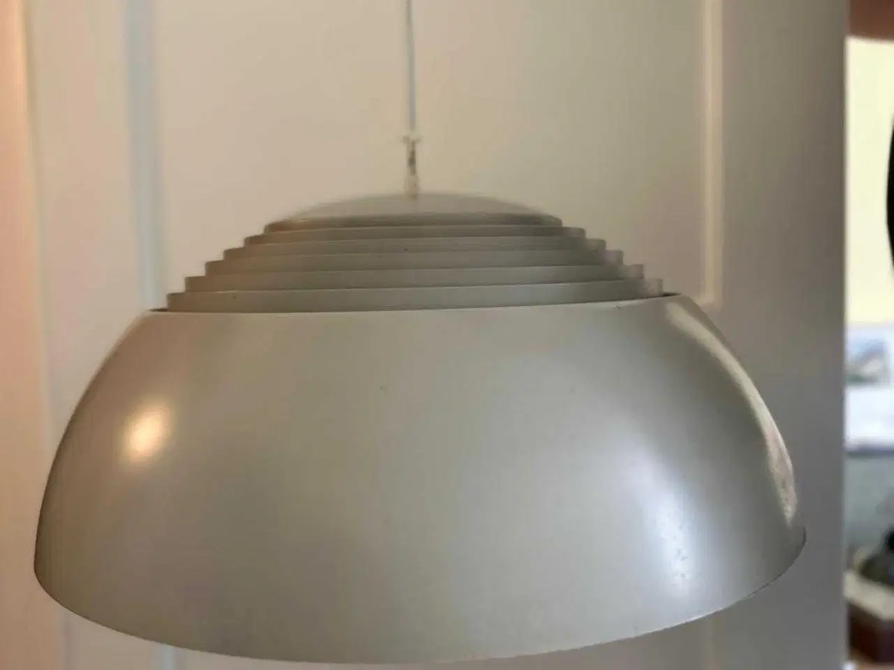 Billede 1 - Arne Jacobsen, AJ royal pendel 50 cm.