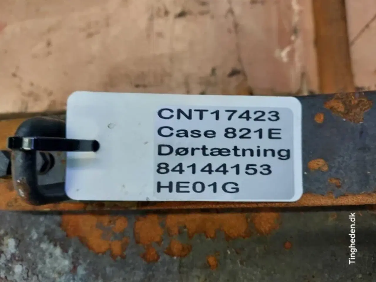 Billede 18 - Case 821E Dørtætning 84144153