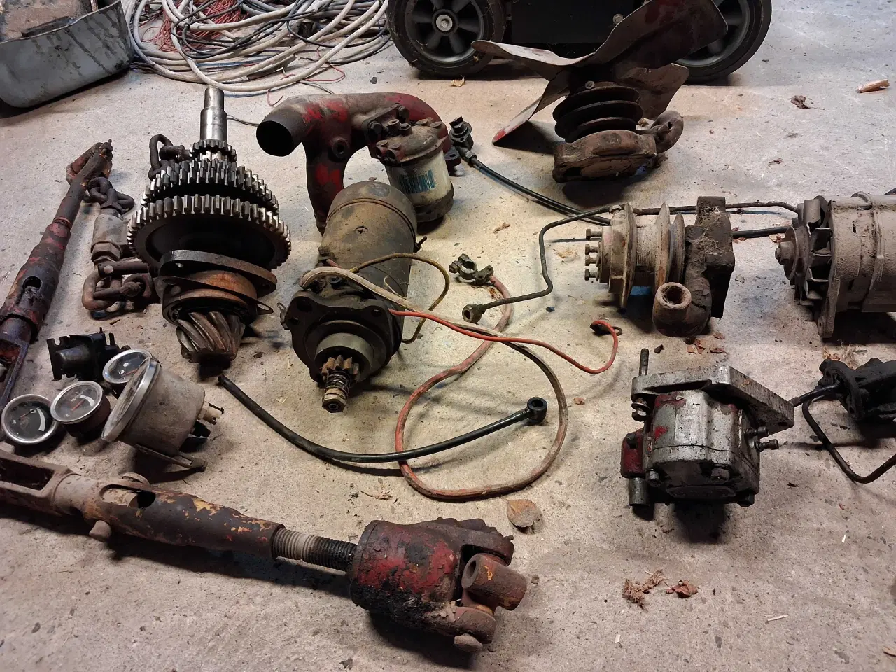 Billede 4 - Ih 444 reservedele 