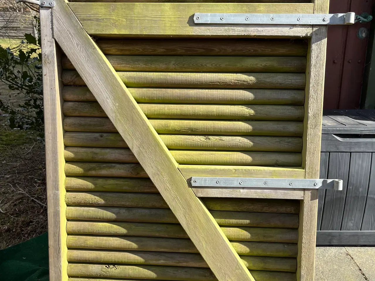 Billede 2 - Havelåge med rafter