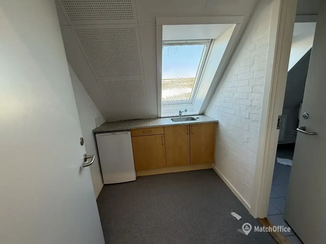 Billede 13 - Indbydende kontor- og lagerejendom med topplacering - i alt ca. 7.142 kvm