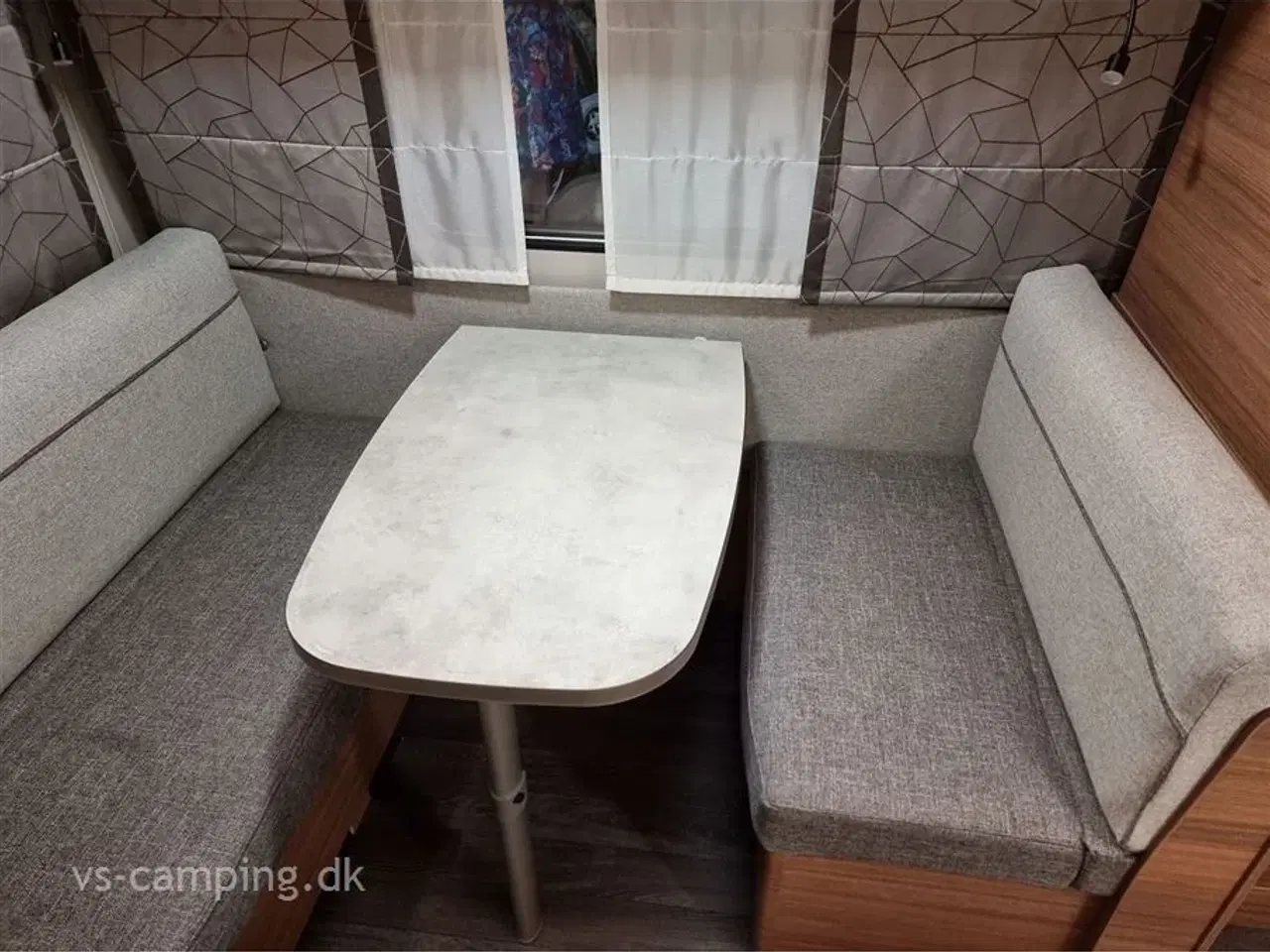 Billede 3 - 2024 - Knaus Sport 420 QD   DEMOMODEL...ATTRAKTIV REJSEVOGN MED LAV EGENVÆGT.