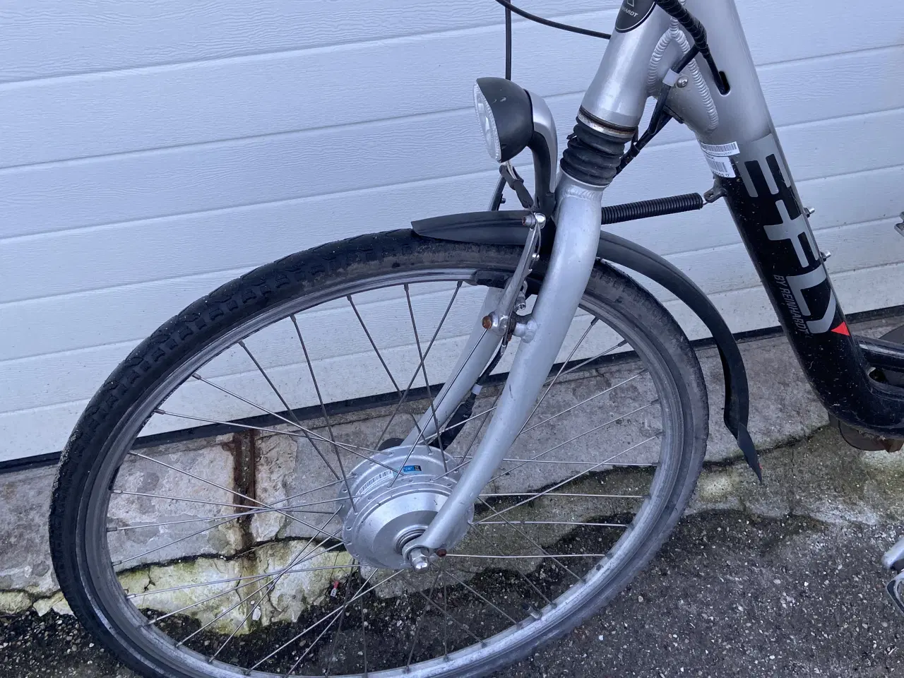 Billede 2 - E-Fly Dame / Pige elcykel med 7 gear