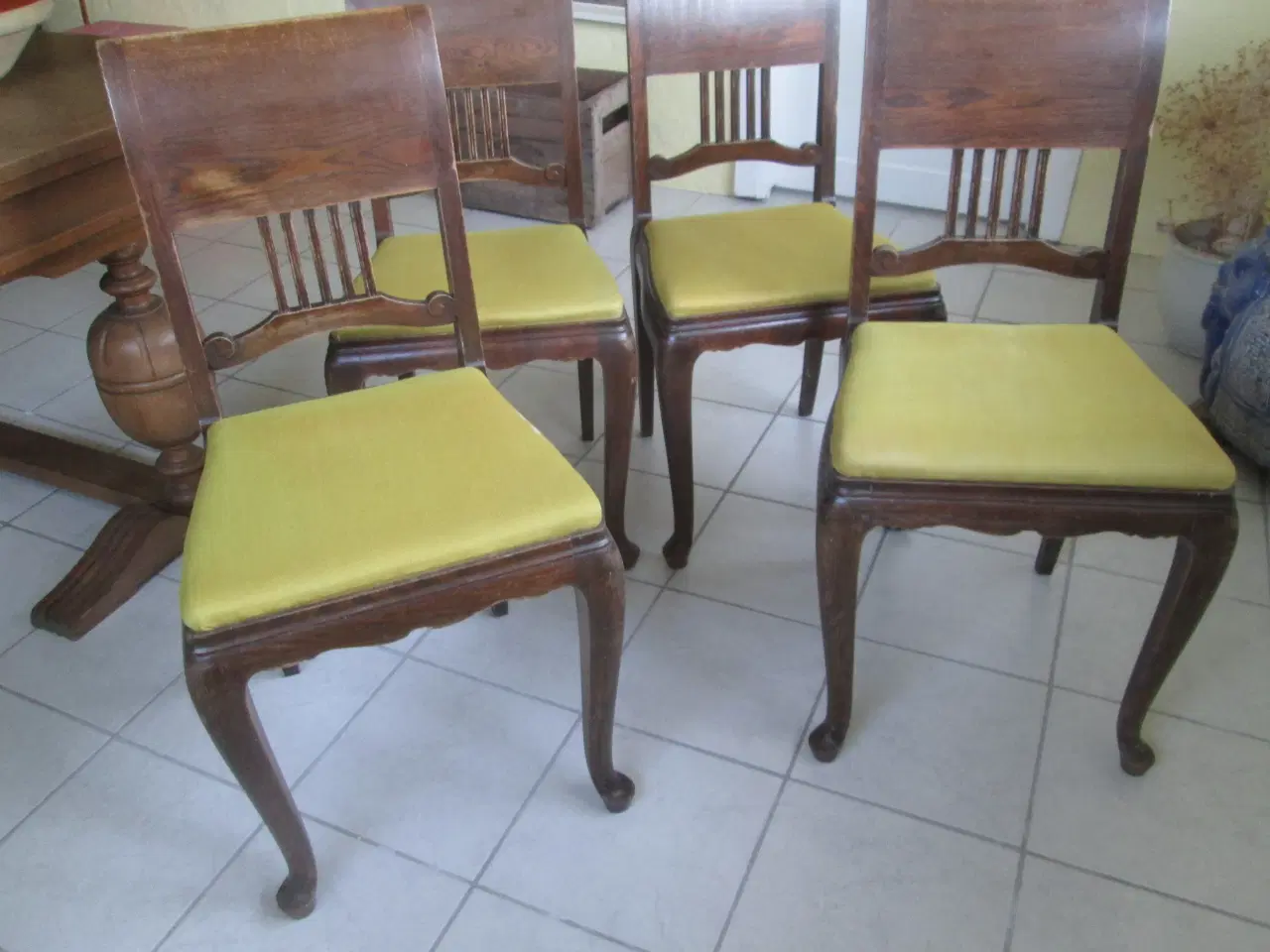 Billede 1 - 4 Spisebordsstole i Egetræ