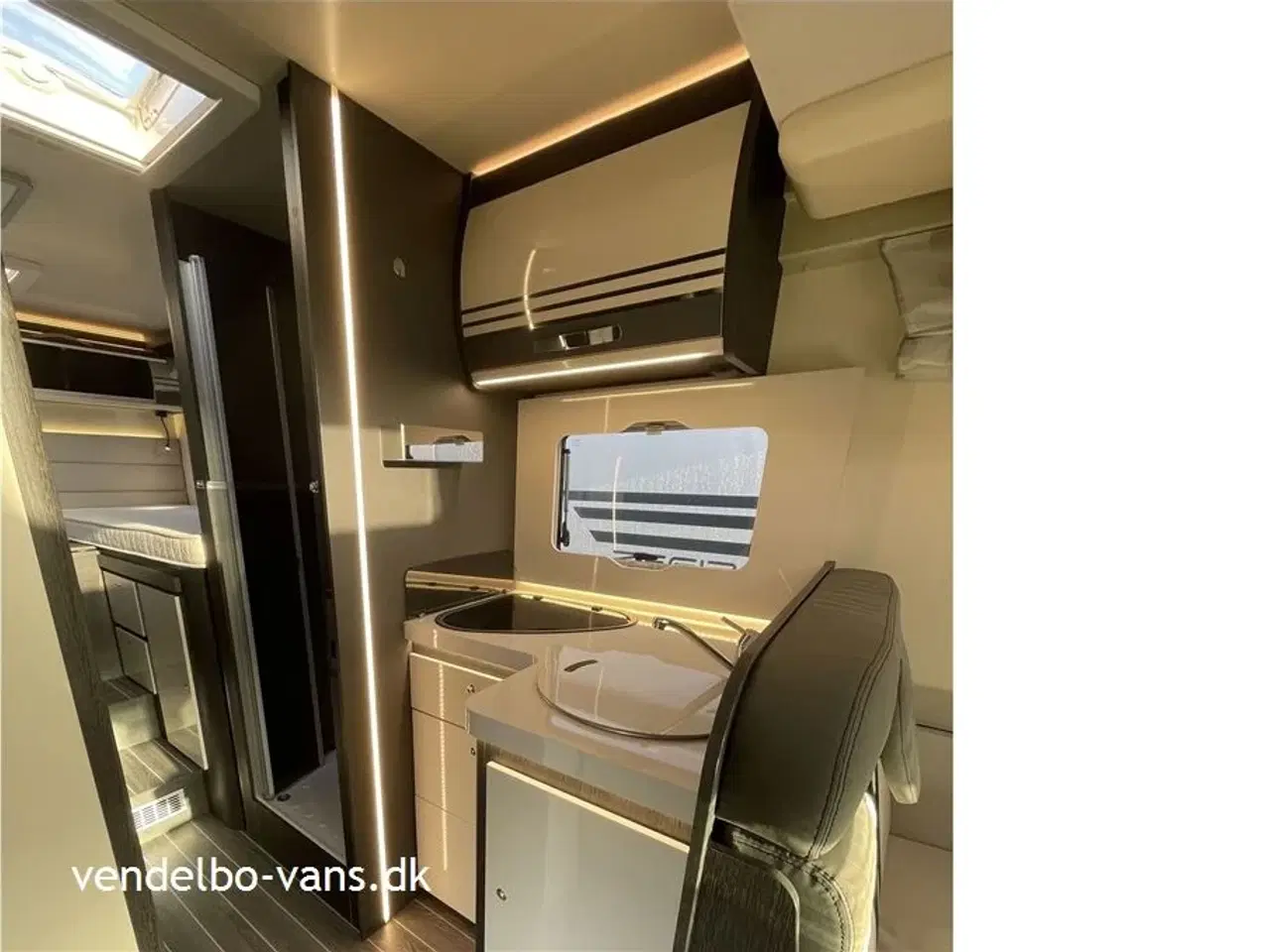 Billede 15 - 2023 - Rollerteam Kronos 284TL Comfort Power Selekt   Enkeltsenge og stor garage - masser af ekstra udstyr