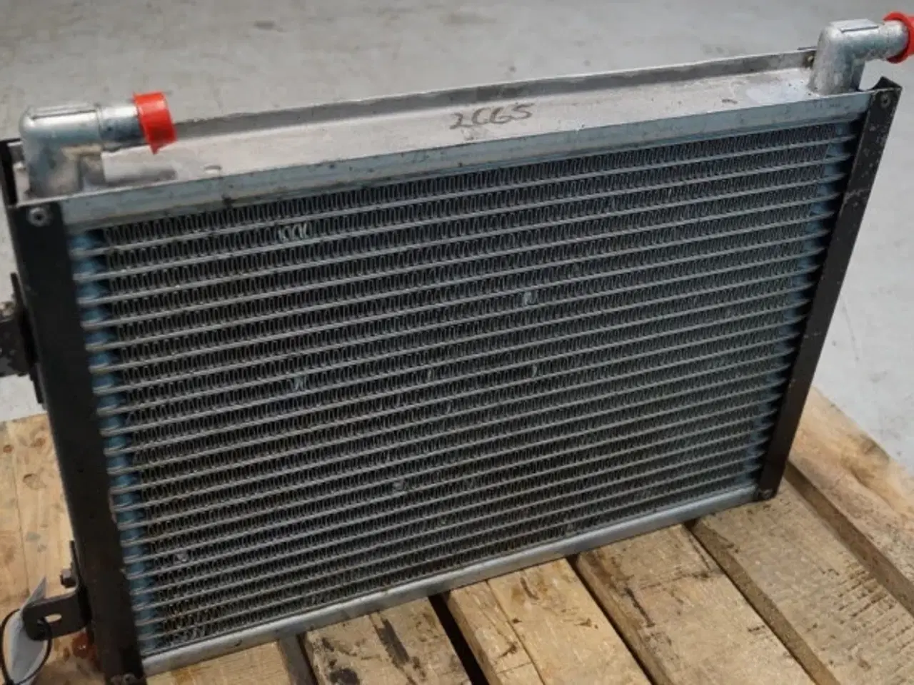 Billede 3 - Case 621D Olie Køler 401430A1