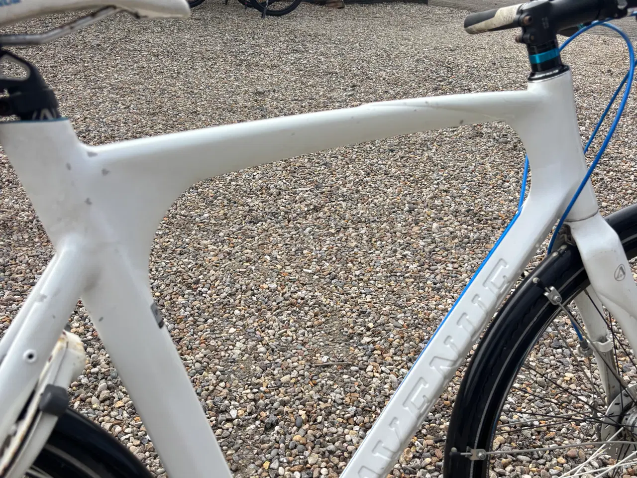 Billede 4 - Fin og nyserviceret