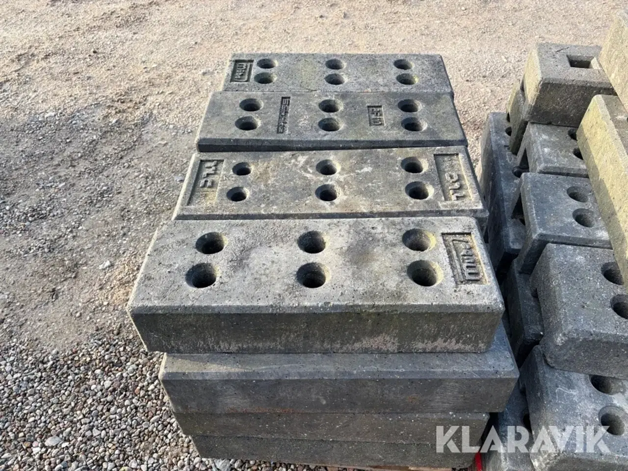 Billede 3 - Byggehegnsfødder 3 paller